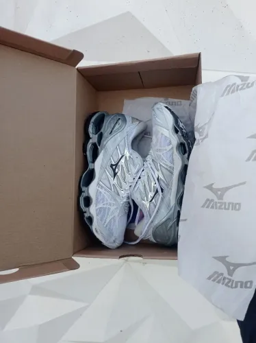 Tênis Mizuno pro 7 branco