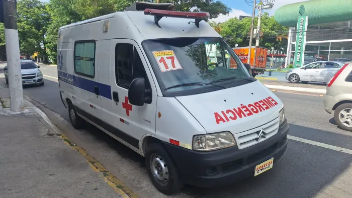 AMBULANCIA Citroen Jumper 2.3 Furgão TB Diesel 2017