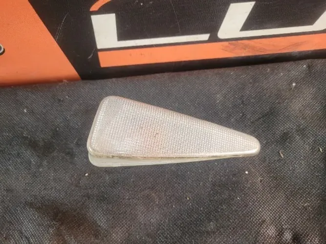 Lanterna Luz de Seta do Paralama Direito Renault Sandero 2008 a 2013  *5