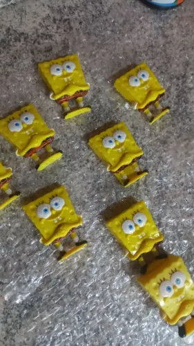 Bob Esponja e diversos personagens resina epóxi para decoração e festas 