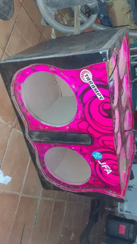 Caixa de Som Automotivo Personalizada com Subwoofer Pioneer