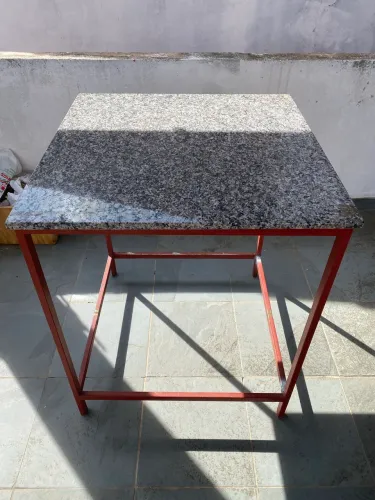Mesa de granito 