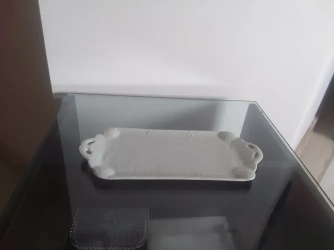 Bandeja de cerâmica branca da tok&stok