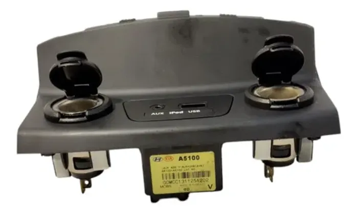 Entrada Usb Auxiliar Som Auxiliar Hyundai I30 2014 Ok
