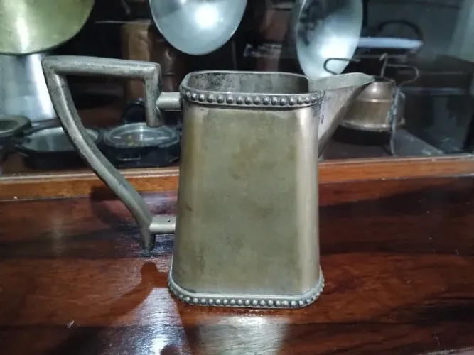 Antigo bule 12cm