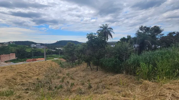 Excelente lote de 1000m² no Vista da Lagoa