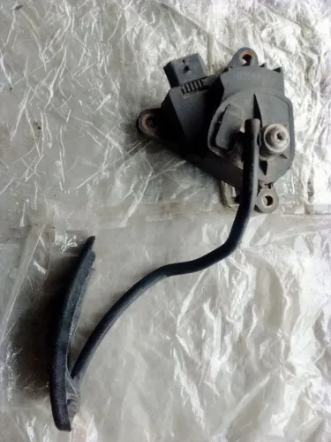 MEGANE/ SCENIC PEDAL DO ACELERADOR *8