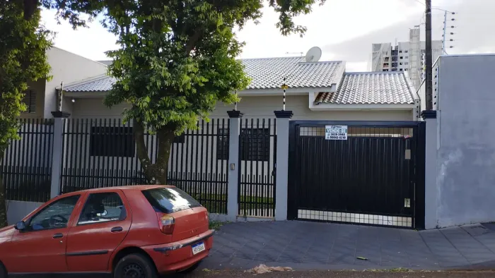 Casa Parque Lagoa Dourada ,terreno 300m2 ,construção 169m2,R$ 750.000,00