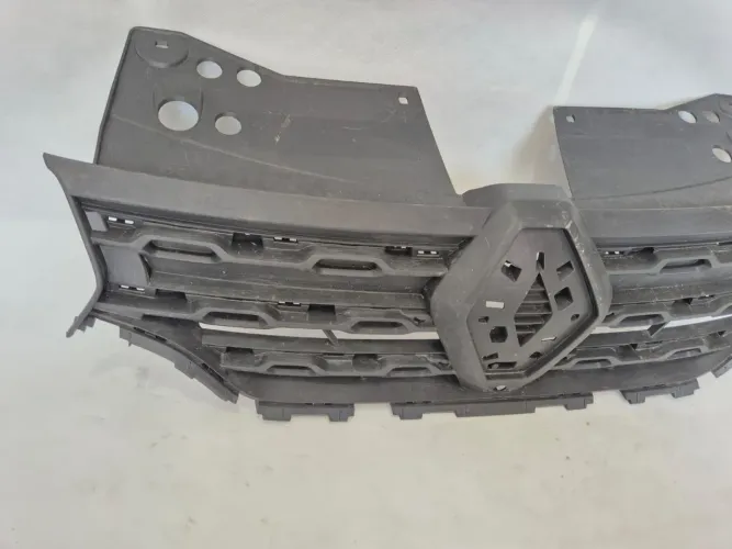 Grade frontal Renault Duster 2021 2020 