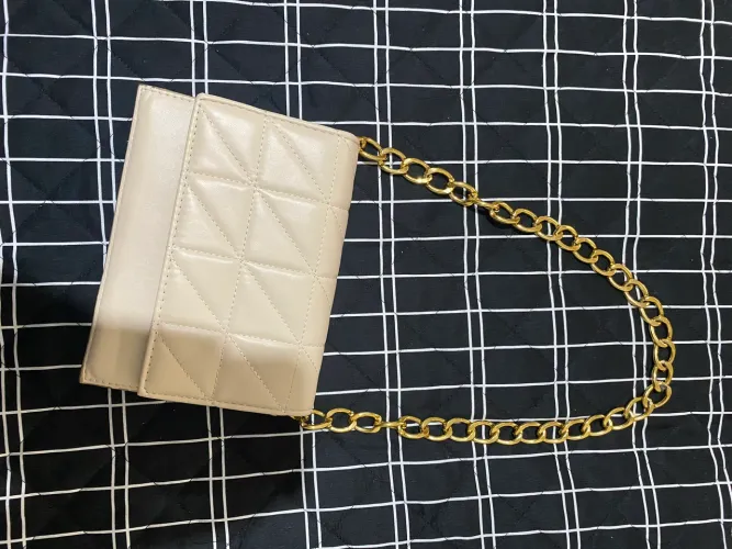 Bolsa média bege