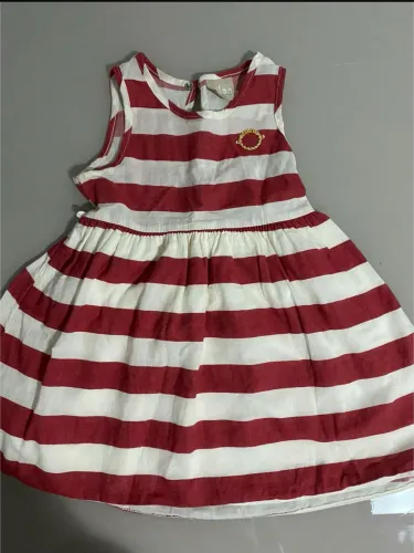 Vestido vermelho infantil