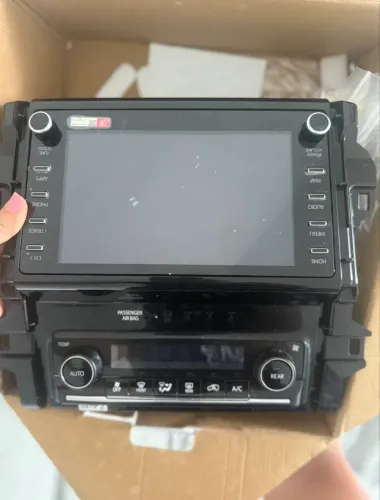 Kit multimídia original Hilux SW4 2020
