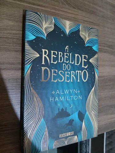 Livro A Rebelde do Deserto 