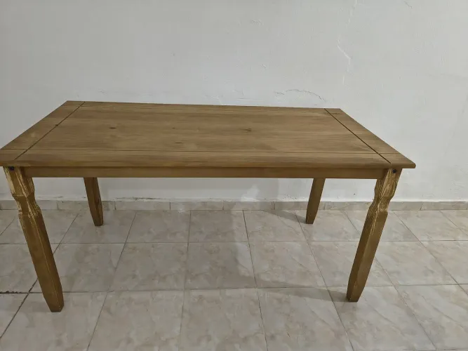 Mesa de jantar madeira maciça