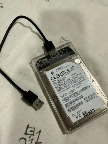 HD Externo 500GB Hitachi + Case USB 3.0