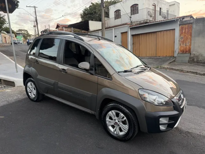 Fiat Idea Advent./ Adv.locker 1.8 MPI Flex 5P 2015