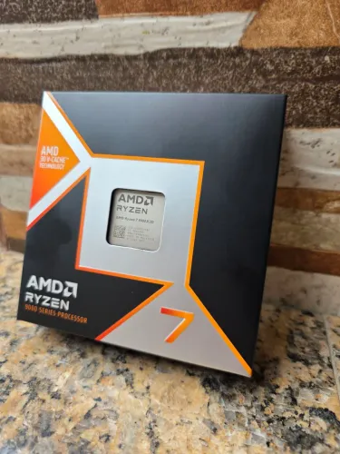 Processador Ryzen 7 9800x3d LACRADO