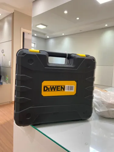 Vende-se kit de ferramentas completo parafusadeira /furadeira