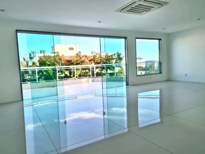 Cobertura Duplex - Com piscina - Próxima ao Barra World