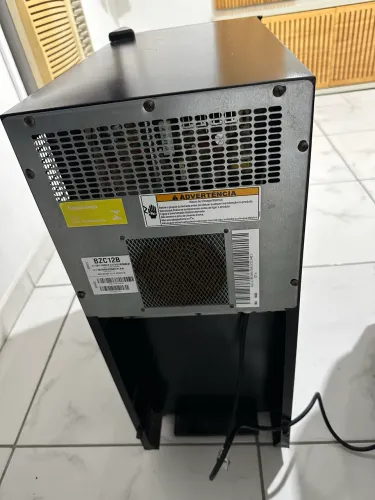 Adega Brastemp 12 Garrafas BZC12B - COM DEFEITO