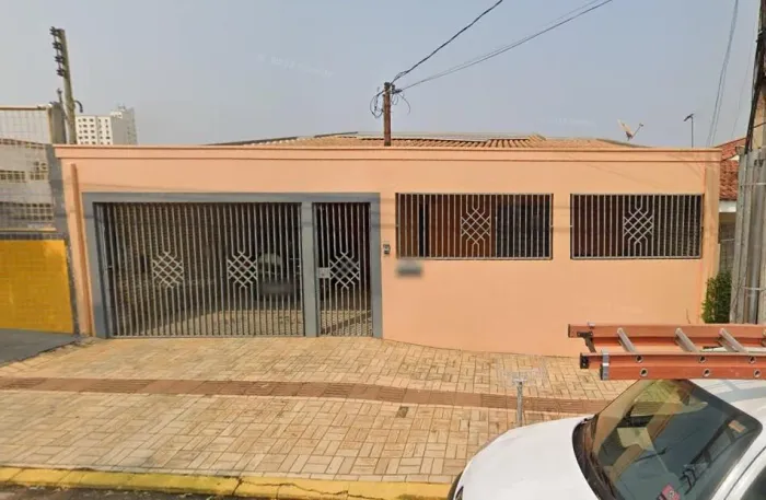 Casa para Venda em Presidente Prudente, Centro, 3 dormitórios, 1 suíte, 2 banheiros, 2 vag