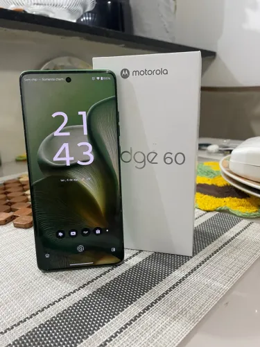 Moto Edge 60 512GB 12 GB ram