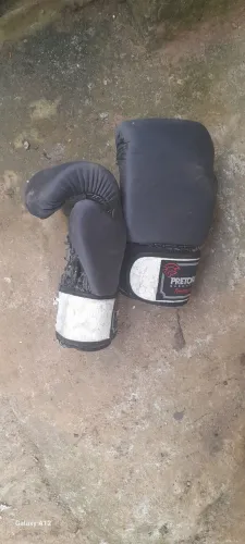 Luva De boxe Pretorian Usada