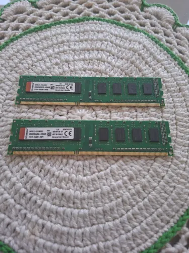 Memória RAM Kingston DDR3 16GB (2x8GB) 1600MHz para Computador Desktop