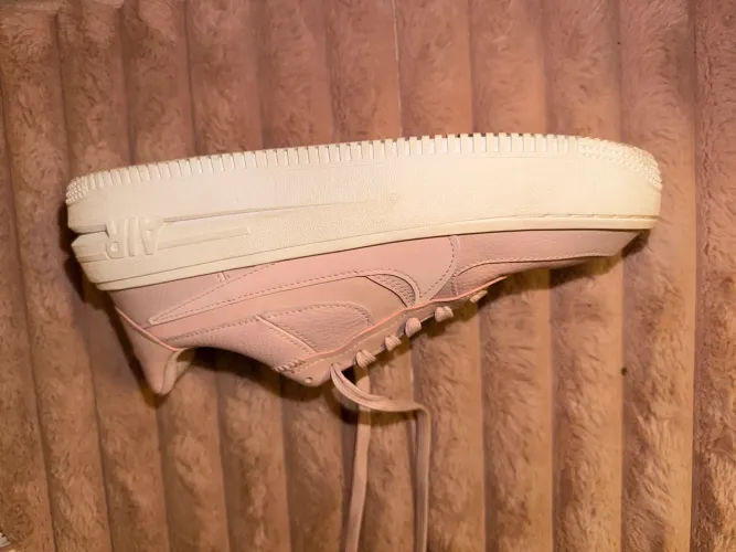 tênis nike air force 1 rosa 