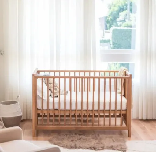 Berço Denver Tulipa Baby em madeira maciça