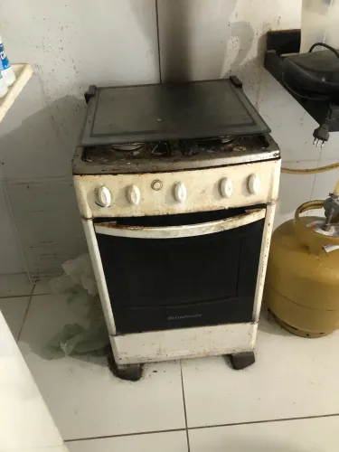 FOGÃO 4 BOCAS