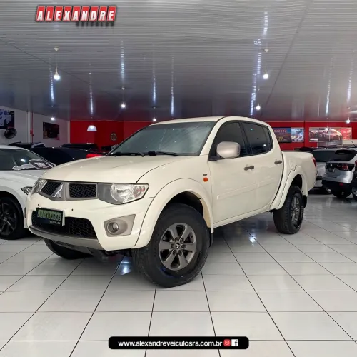 Mitsubishi L200 Triton HPE 3.2 CD TB Int.diesel AUT 2011