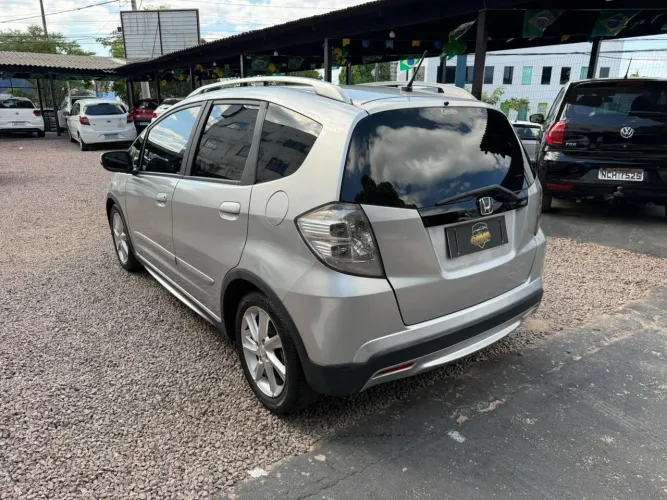 Honda Fit Twist 1.5 Flex 16V 5P Aut. 2014
