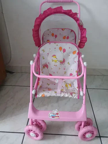 Carrinho de boneca de gêmeos semi novo