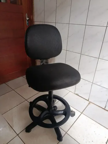 Cadeira de escritório a unidade