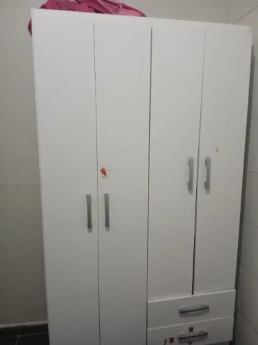 Vendo guarda roupa barato