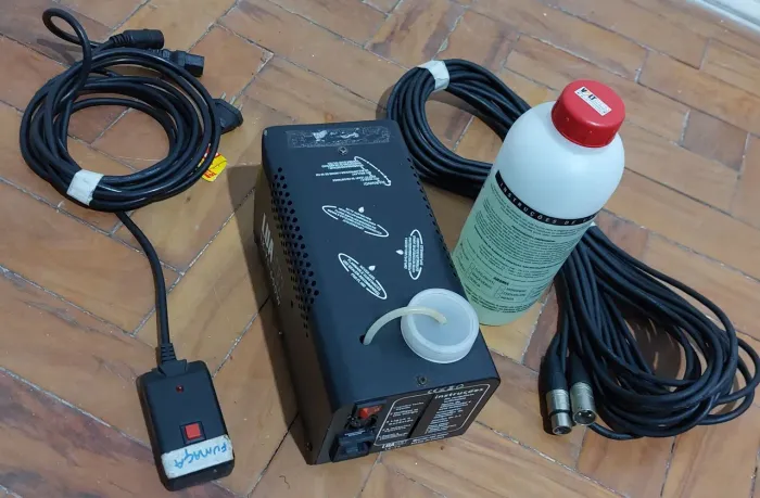 Vendo Máquina de fumaça para palco e shows
