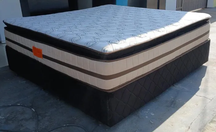 CAMA BOX KING (BASE +COLCHÃO).FAÇO A ENTREGA *