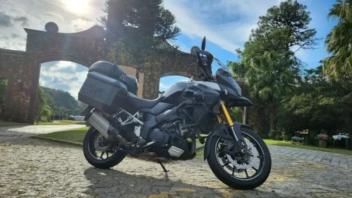Suzuki V-Strom 1000 ABS 2016 - 50.000km - Com Manual, Chave Reserva e +R$ 10k em Acessório