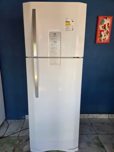 Vendo geladeira Electrolux