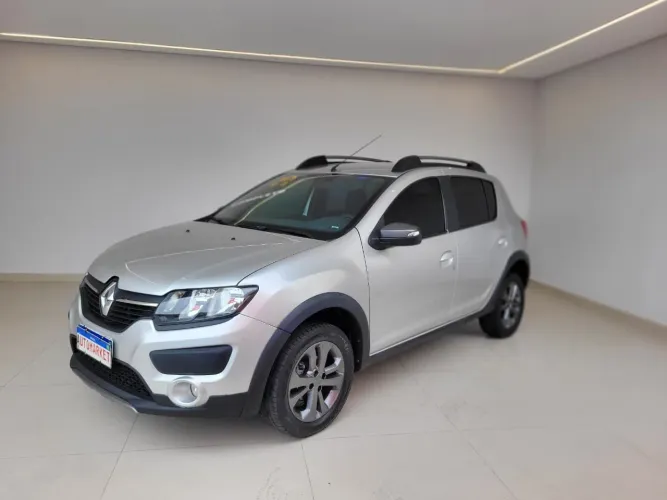 Renault Sandero Step. R. Curl Hi-power 1.6 8V 5P 2017