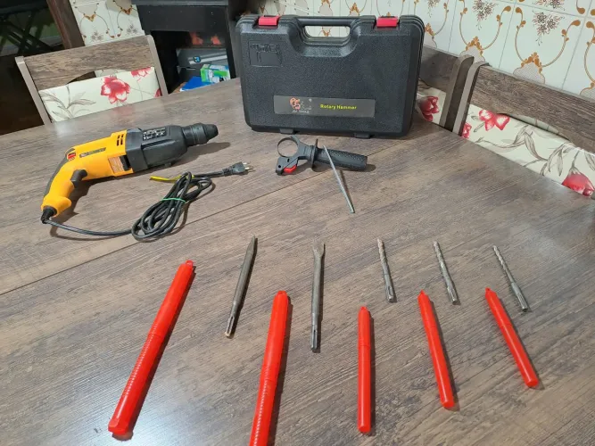 Furadeira, marteleti e rompedor 800W