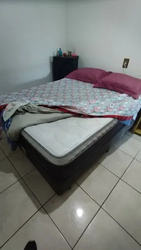 Cama de casal King Star Maxpedic 1,90m x 1,40m e altura 55cm + 10cm de pé