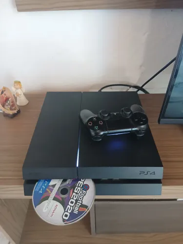 Ps4 Fat - 1 controle seminovo