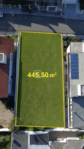 Terreno de 445m², Perto do lago - Pedra Branca