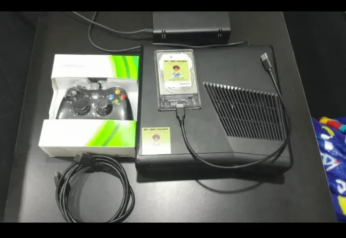 Xbox360 desbloqueado com HD 50p GB lotado de jogos