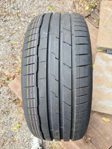 Pneu Hankook 225/45r18 95y Run Flat Ventus S1 Evo2 K117B 95Y