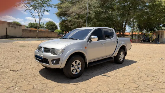 Mitsubishi L200 Triton HPE 3.2 CD TB Int.diesel AUT 2012