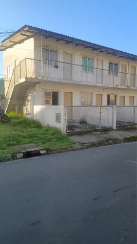 Venda de 8 Kitnet e 2 apartamentos