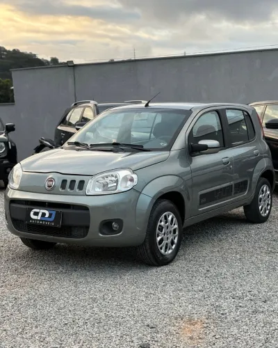 Fiat Uno Vivace Celeb. 1.0 EVO F.flex 8V 5P 2013